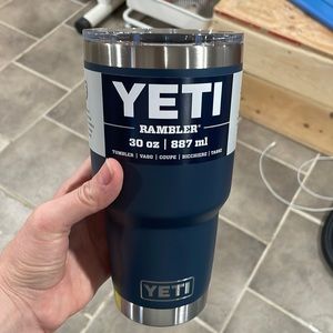 30oz Yeti Rambler